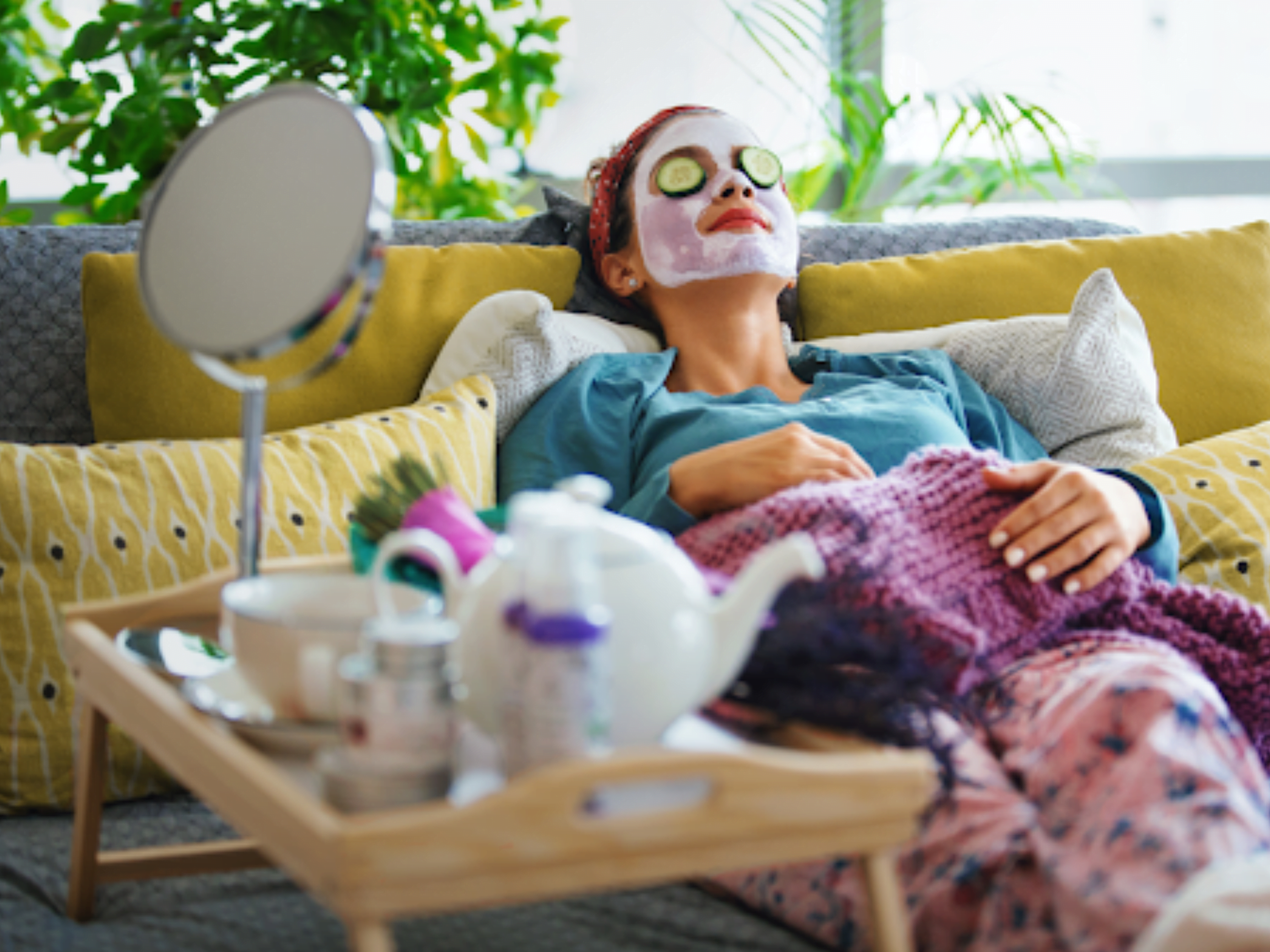 6 Ways To Pamper Yourself While on Your Period